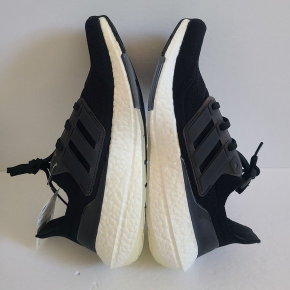 NEW Adidas Ultraboost 21 Running Shoes FY0378 Size 8.5 Black main image 3